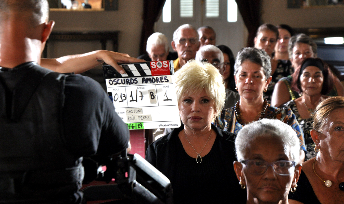 Estreno del filme Oscuros amores